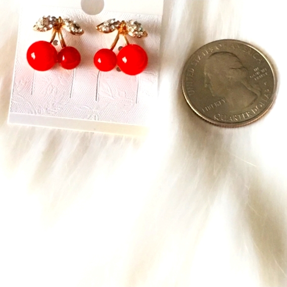 Cute Red Cherry Earrings - Picture 2 of 2